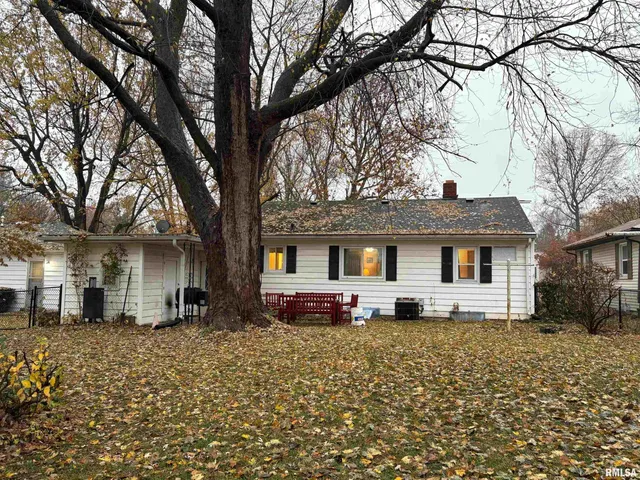 $112,000 | 1614 Elmwood Street, South Jacksonville, IL 62650