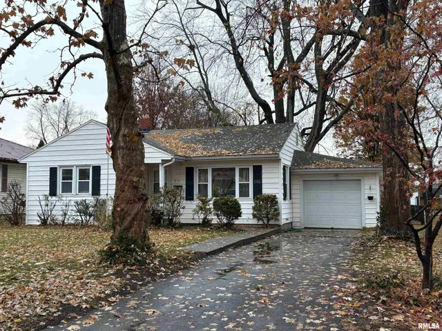 $112,000 | 1614 Elmwood Street, South Jacksonville, IL 62650