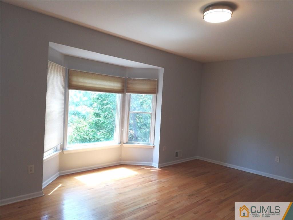 18 Cutter Avenue Edison, NJ 08820 - Photo 8 of 25 Gallery Image 8