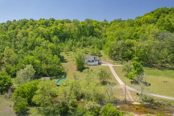 $707,000 | 3310 Dog Branch Road, Prospect, TN 38477