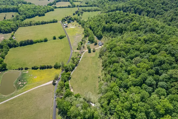 $707,000 | 3310 Dog Branch Road, Prospect, TN 38477