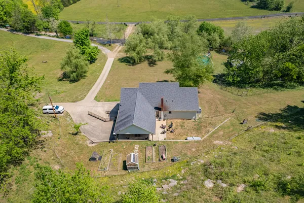 $707,000 | 3310 Dog Branch Road, Prospect, TN 38477