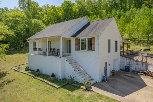 $707,000 | 3310 Dog Branch Road, Prospect, TN 38477