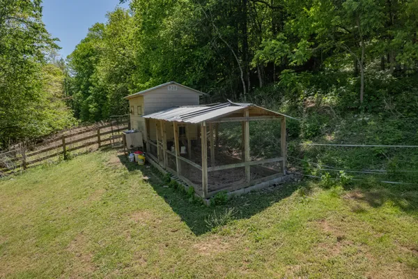 $707,000 | 3310 Dog Branch Road, Prospect, TN 38477