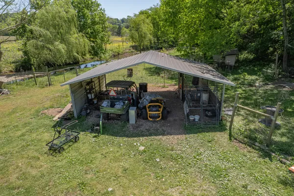 $707,000 | 3310 Dog Branch Road, Prospect, TN 38477