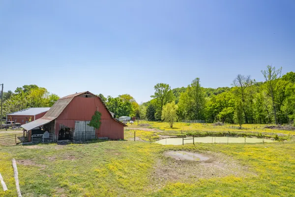 $707,000 | 3310 Dog Branch Road, Prospect, TN 38477