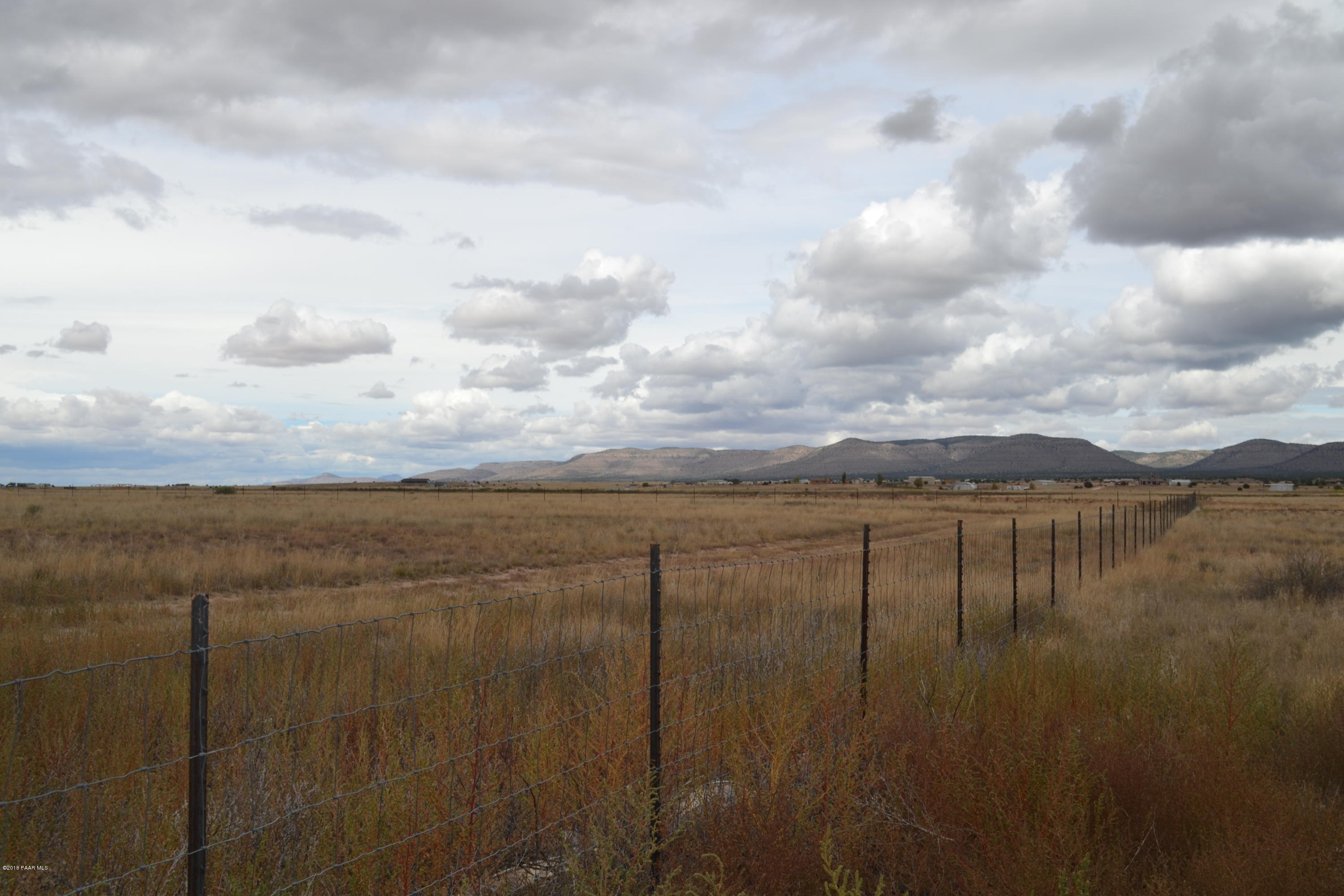 25850 North Feather Mountain Road Paulden, AZ 86334 - Photo 16 of 31 DSC_0110