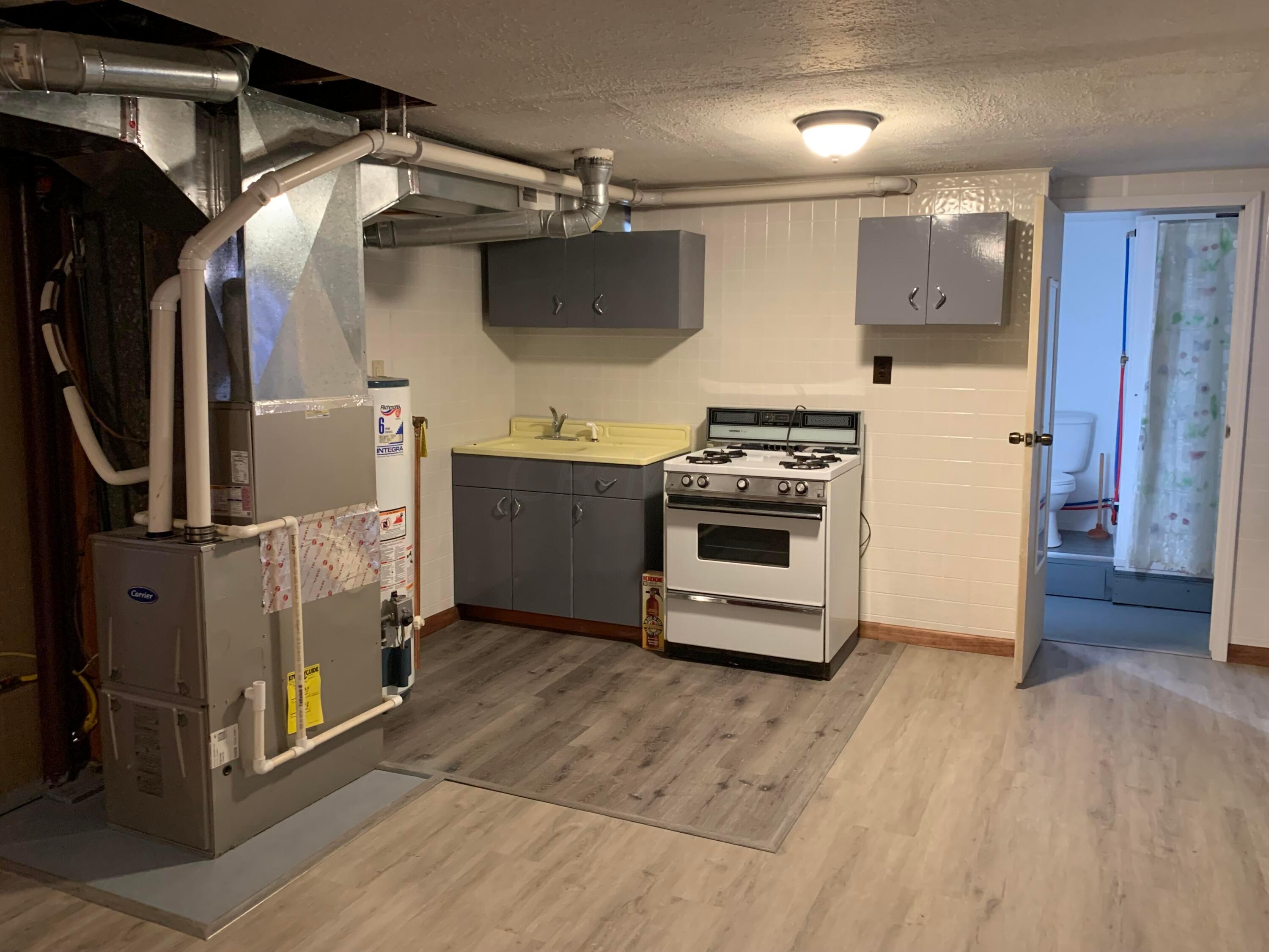 424 Watt Street Circleville, OH 43113 - Photo 38 of 43 Kitchen Down