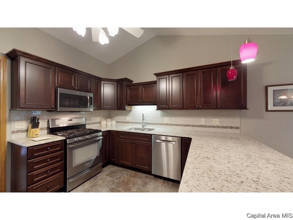 6844 Ninebark Drive Springfield, IL 62712 - Photo 11 of 32