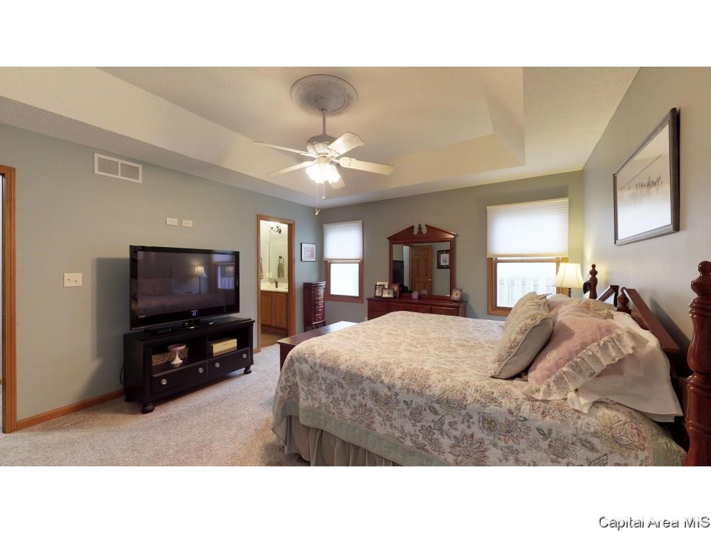 6844 Ninebark Drive Springfield, IL 62712 - Photo 15 of 32