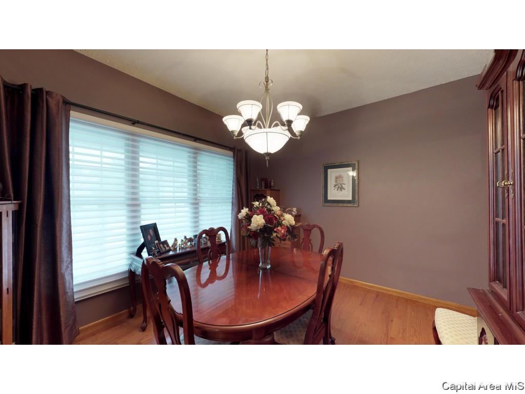 6844 Ninebark Drive Springfield, IL 62712 - Photo 4 of 32