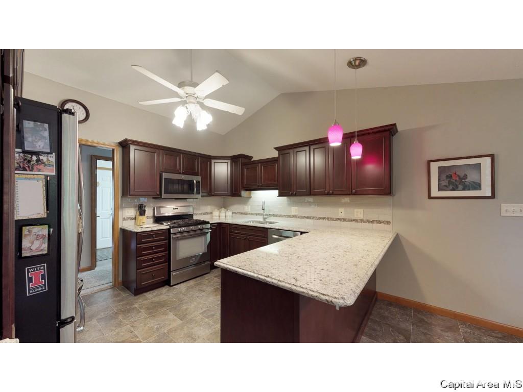 6844 Ninebark Drive Springfield, IL 62712 - Photo 8 of 32