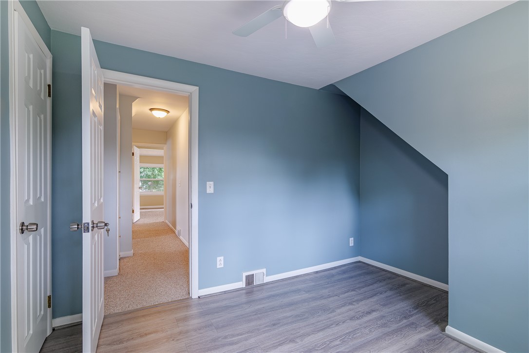 210 Laurelton Road Irondequoit, NY 14609 - Photo 32 of 50