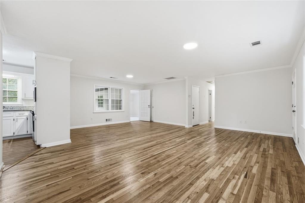 5775 Dekalb Lane Northwest Norcross, GA 30093 - Photo 11 of 41