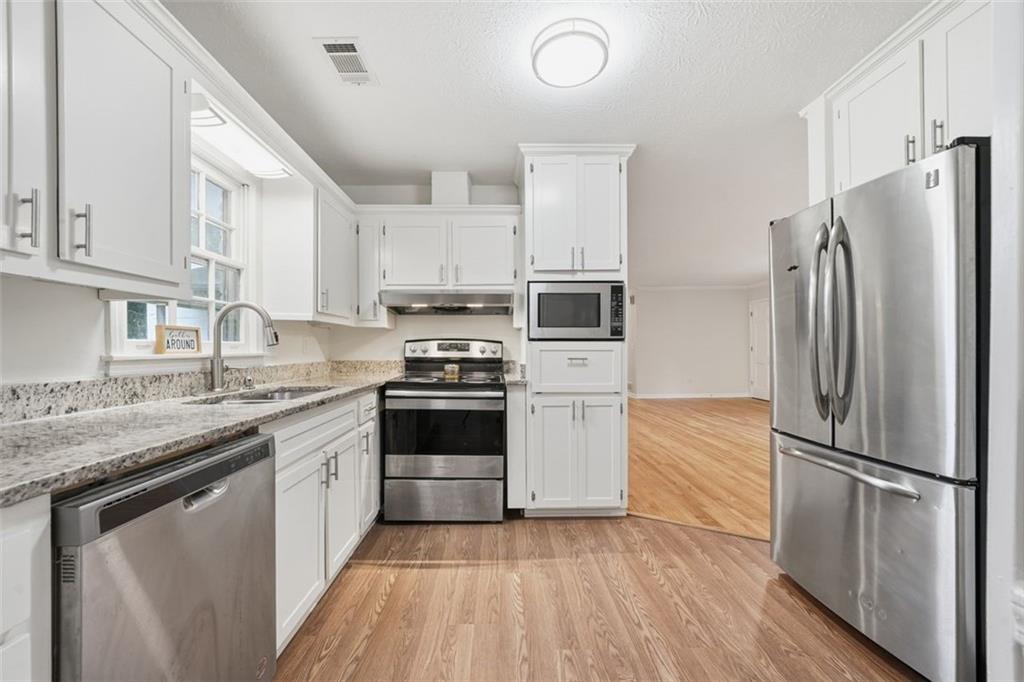 5775 Dekalb Lane Northwest Norcross, GA 30093 - Photo 10 of 41