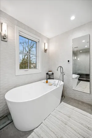 $1,399,000 | 270 Sheridan Road, Glencoe, IL 60022