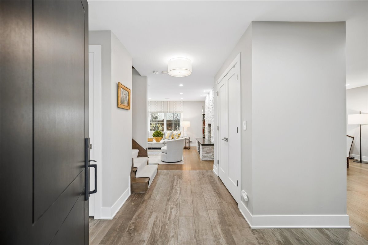 270 Sheridan Road Glencoe, IL 60022 - Photo 4 of 36