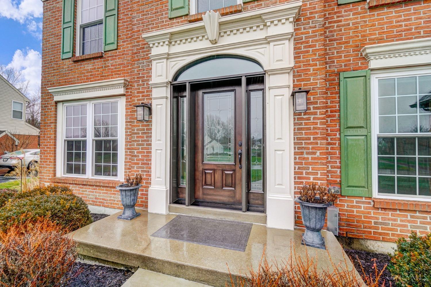 5018 Midfield Road Cincinnati, OH 45244 - Photo 5 of 81 Gallery Image 5