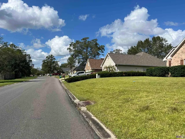 $14,900 | Lot 56 River Highlands Drive, St. Amant, LA 70774