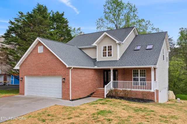 $649,900 | 8860 Brucewood Lane, Knoxville, TN 37923