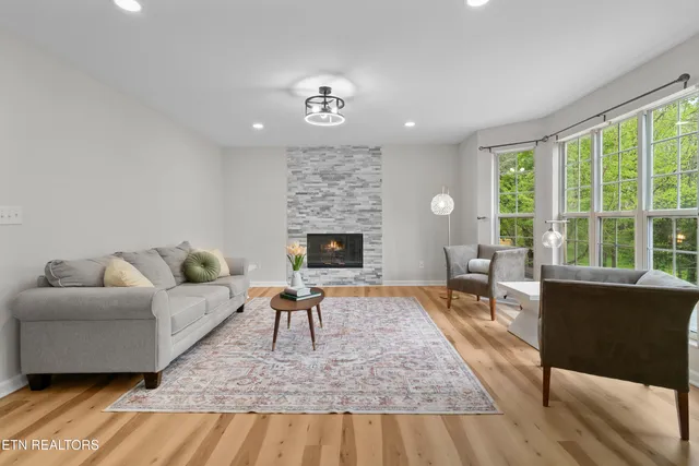 $649,900 | 8860 Brucewood Lane, Knoxville, TN 37923