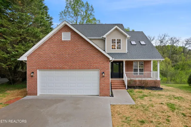 $649,900 | 8860 Brucewood Lane, Knoxville, TN 37923