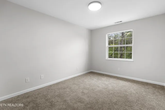 $649,900 | 8860 Brucewood Lane, Knoxville, TN 37923