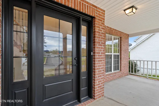 $649,900 | 8860 Brucewood Lane, Knoxville, TN 37923