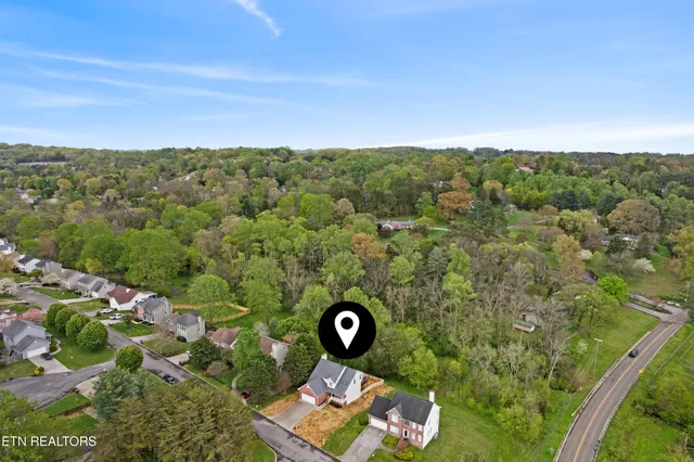 $649,900 | 8860 Brucewood Lane, Knoxville, TN 37923