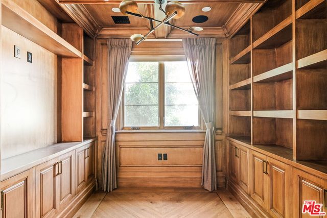 a view of a door and an entryway