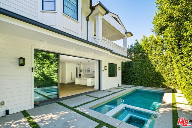 $19,995 | 832 North Orange Grove Avenue, Los Angeles, CA 90046