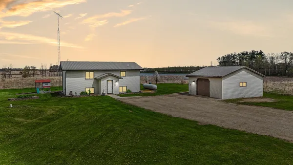 $409,000 | W722 County Rd X, Berlin, WI 54923