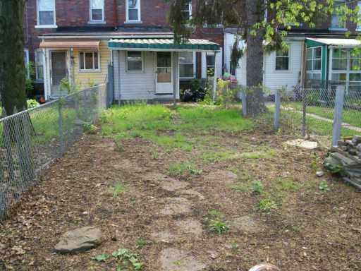 1244 Church Avenue McKees Rocks, PA 15136 - Photo 2 of 8 Yard/Garden.
