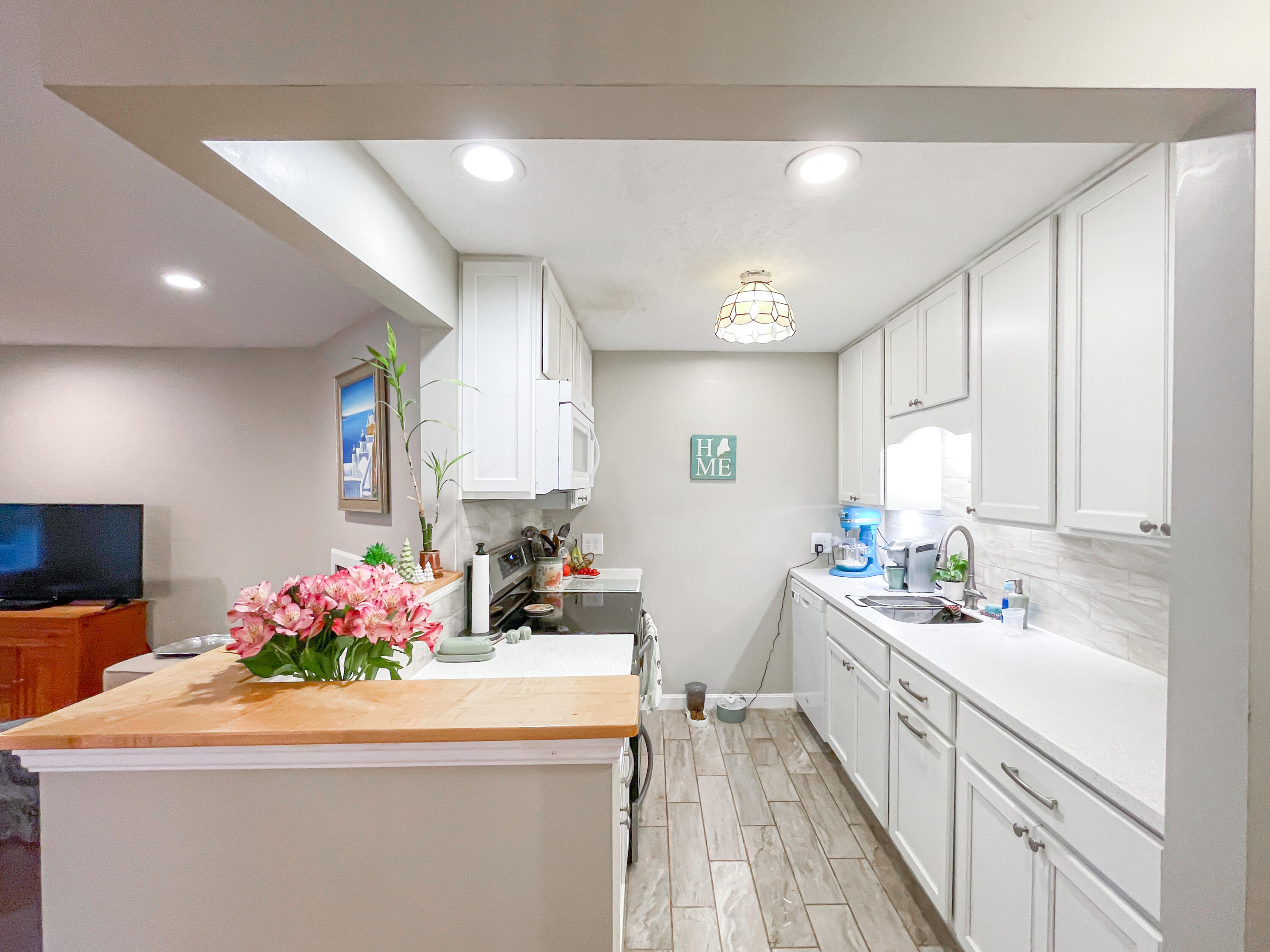 9 Cascade Road, Unit B6 Old Orchard Beach, ME 04064 - Photo 18 of 55 9 Cascade Rd Unit 6B Old Orchard Beach -