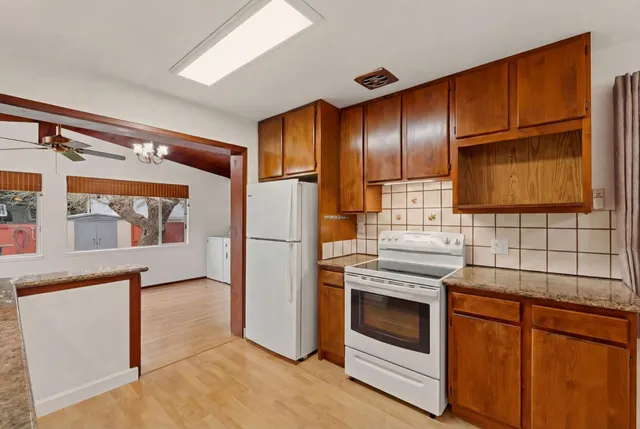 $1,198,000 | 1516 Valdez Way, Pacifica, CA 94044