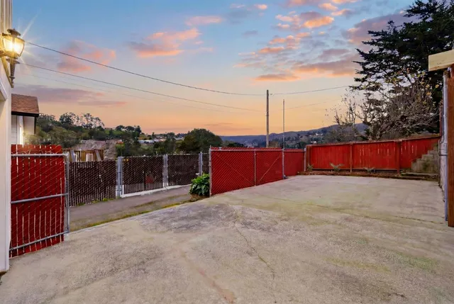 $1,198,000 | 1516 Valdez Way, Pacifica, CA 94044