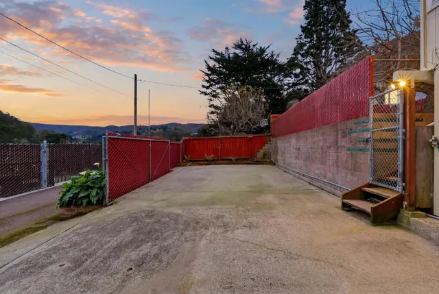 $1,198,000 | 1516 Valdez Way, Pacifica, CA 94044