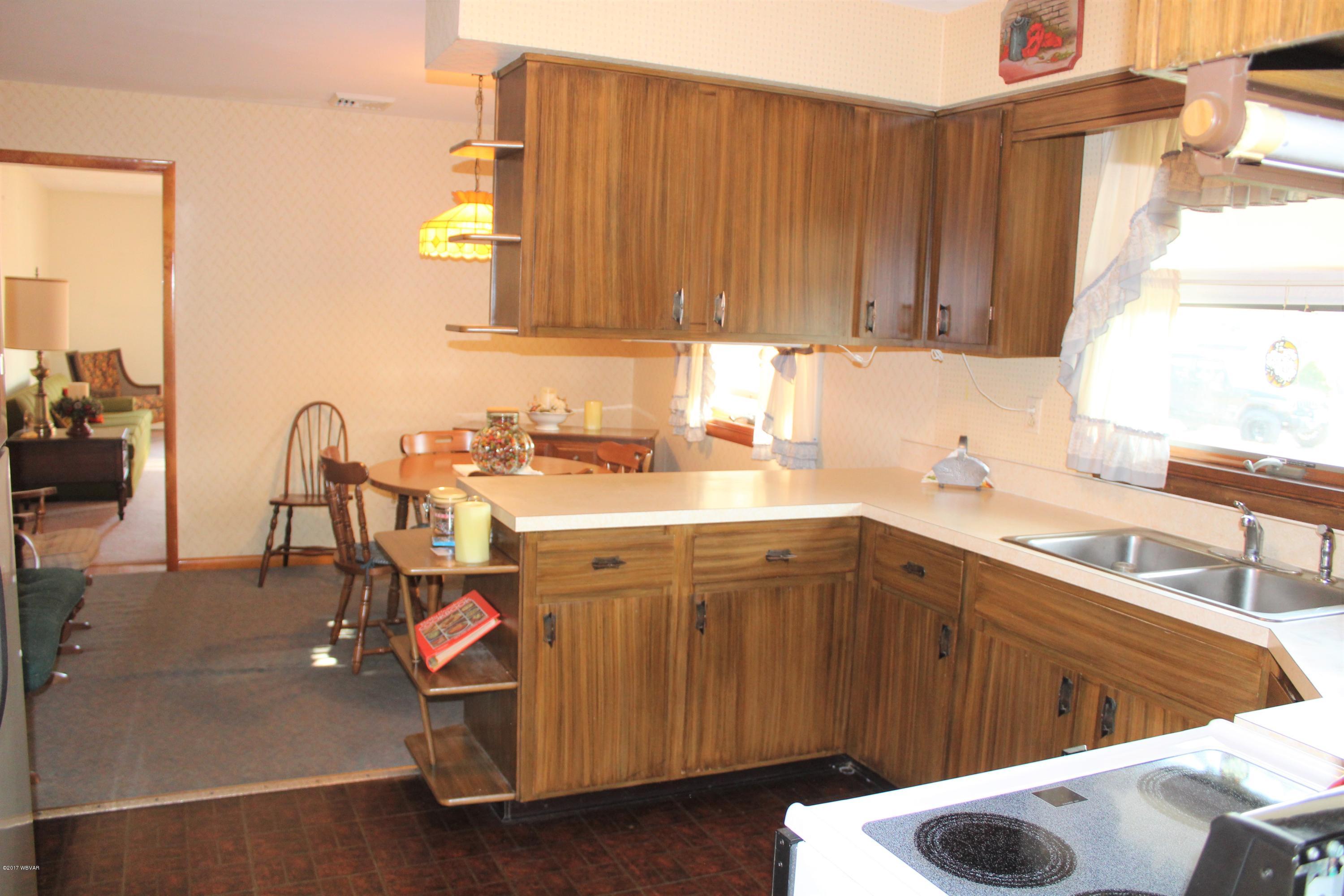 803 Arthur Road Montoursville, PA 17754 - Photo 8 of 34 Kitchen