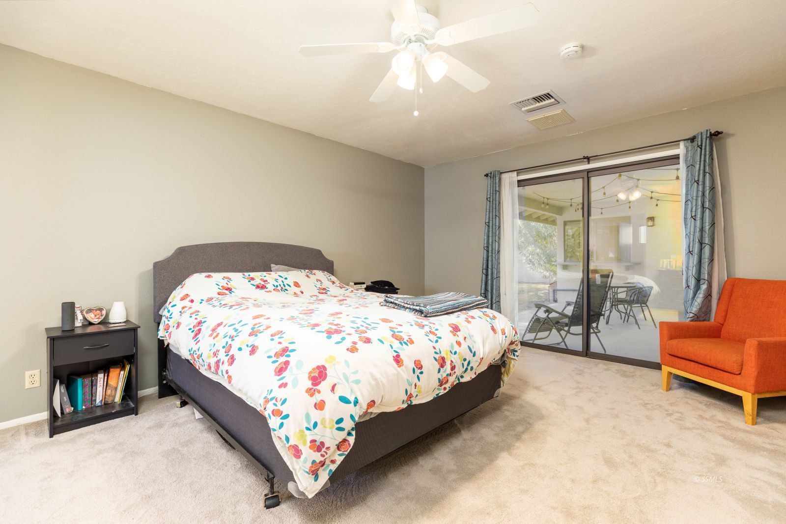1012 Scott Street Ridgecrest, CA 93555 - Photo 16 of 31 a bedroom with a bed and a couch