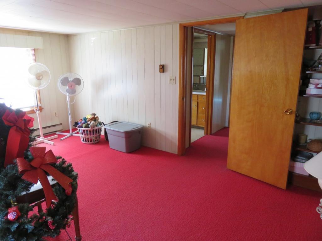 434 Castleman Road Vestal, NY 13850 - Photo 11 of 17 Gallery Image 11