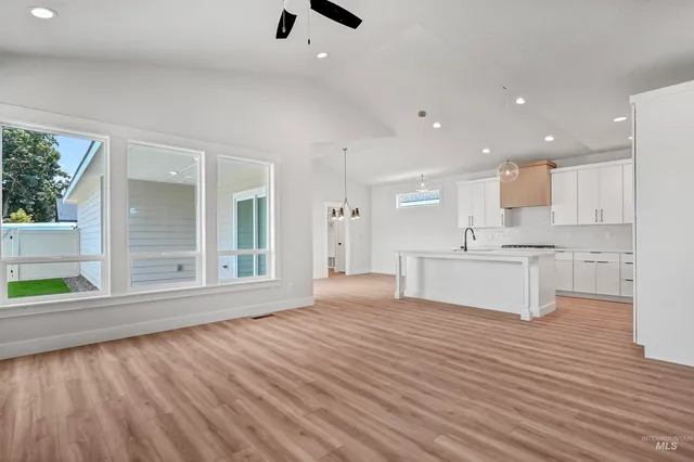 7680 North Ferris Avenue, Boise, ID 83714