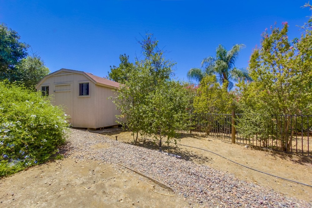 1390 Horsemill Road El Cajon, CA 92021 - Photo 17 of 25