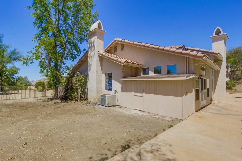 1390 Horsemill Road El Cajon, CA 92021 - Photo 18 of 25