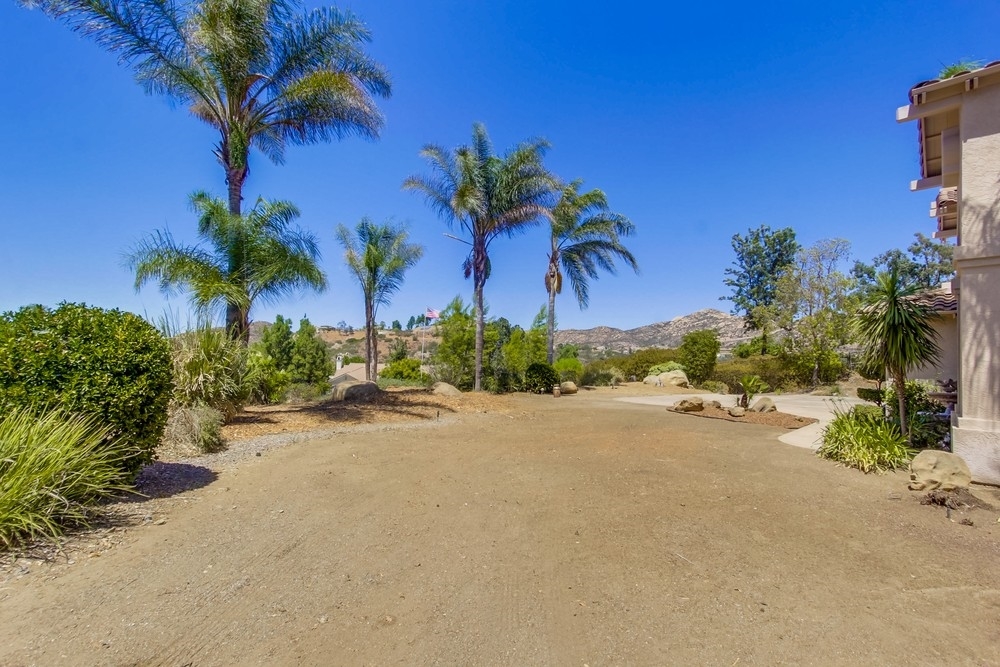 1390 Horsemill Road El Cajon, CA 92021 - Photo 24 of 25
