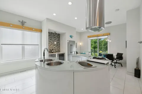 $980,000 | 9432 Clingmans Dome Drive, Knoxville, TN 37922