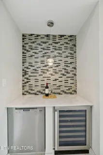 $980,000 | 9432 Clingmans Dome Drive, Knoxville, TN 37922