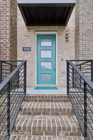 $980,000 | 9432 Clingmans Dome Drive, Knoxville, TN 37922