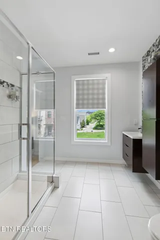 $980,000 | 9432 Clingmans Dome Drive, Knoxville, TN 37922