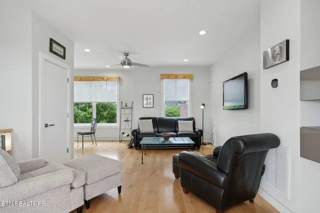 $980,000 | 9432 Clingmans Dome Drive, Knoxville, TN 37922