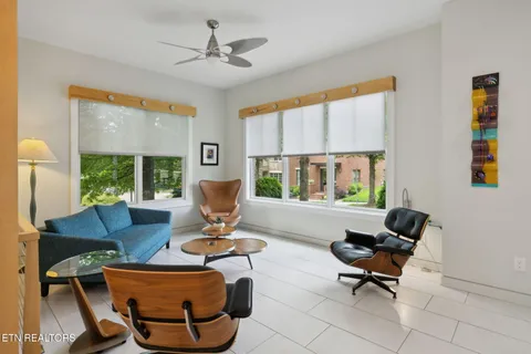 $980,000 | 9432 Clingmans Dome Drive, Knoxville, TN 37922